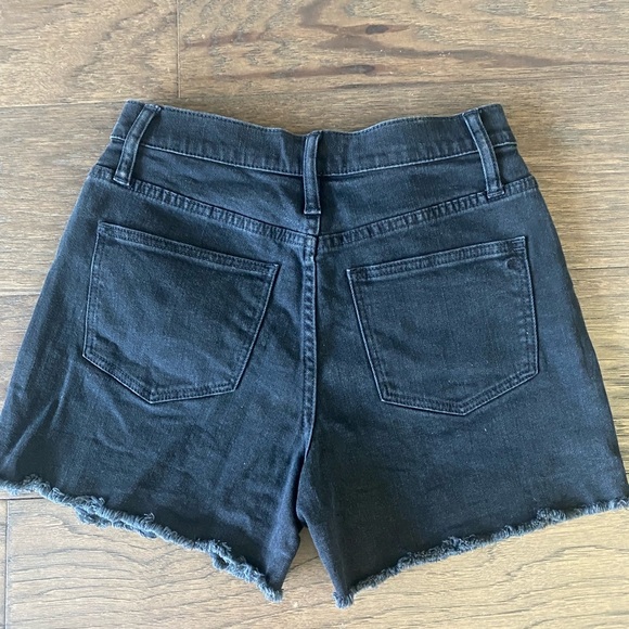Madewell High-Rise Denim Shorts in Washed Black - Picture 2 of 4